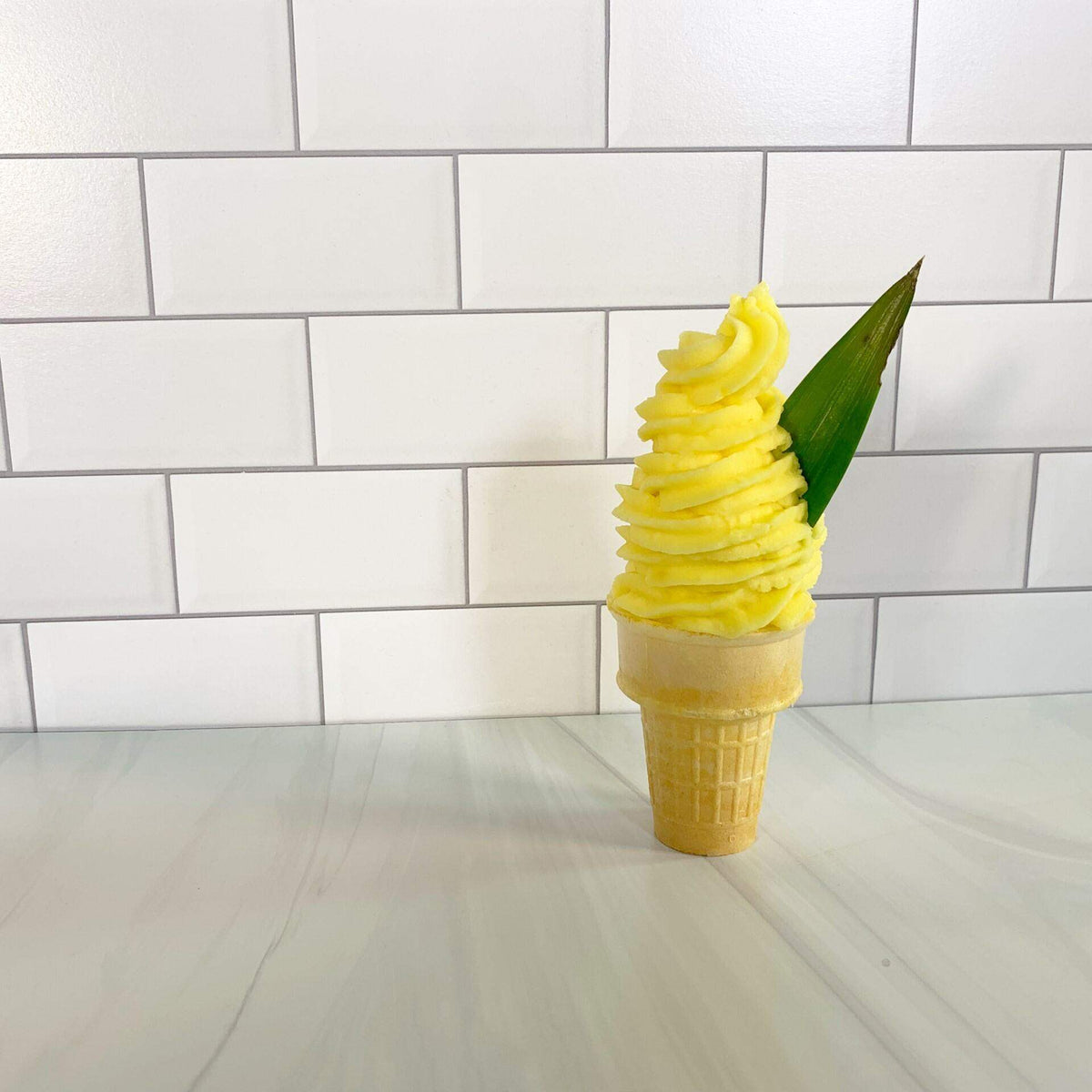 Tek Malzemeli Ananaslı Fruit Whip