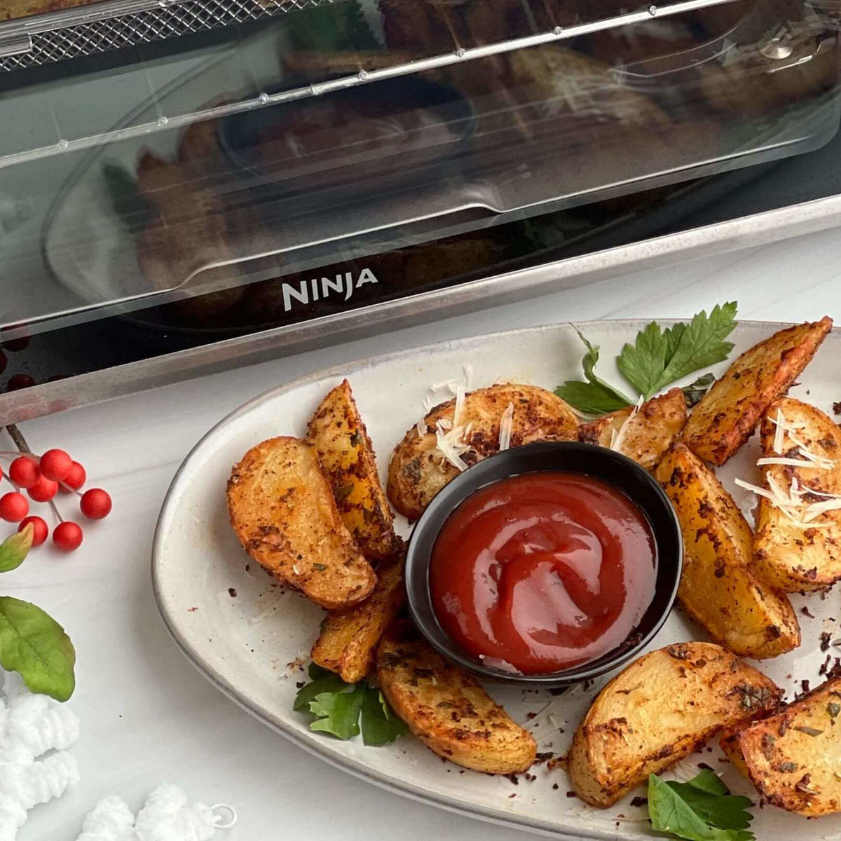 Air Fryer Sarımsaklı Parmesan Patates Dilimleri