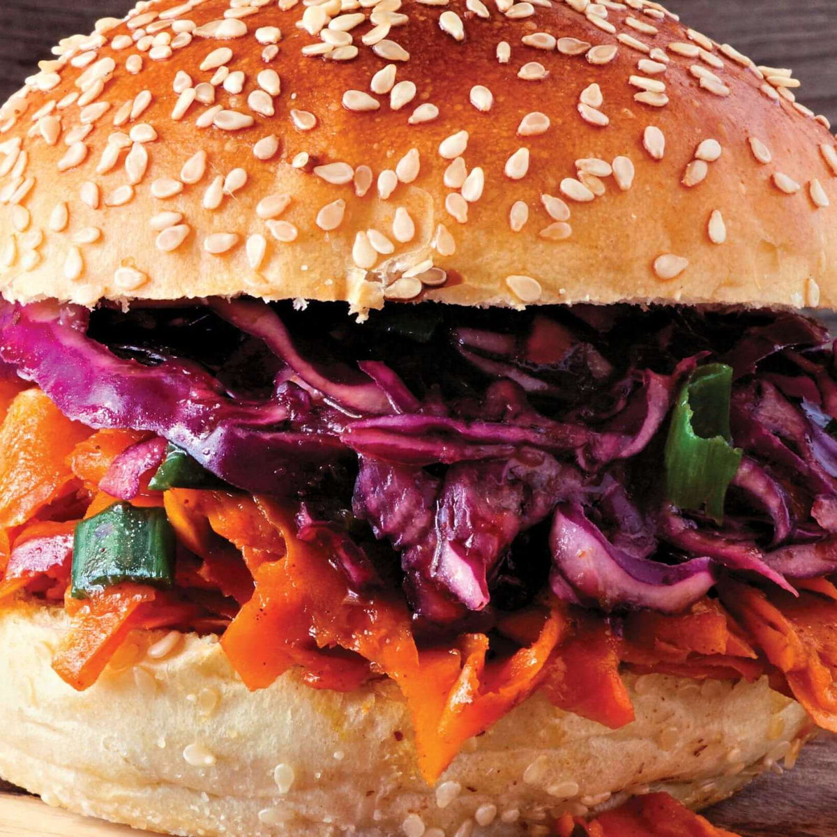 BBQ Tavuk Burger ve Geleneksel Coleslaw
