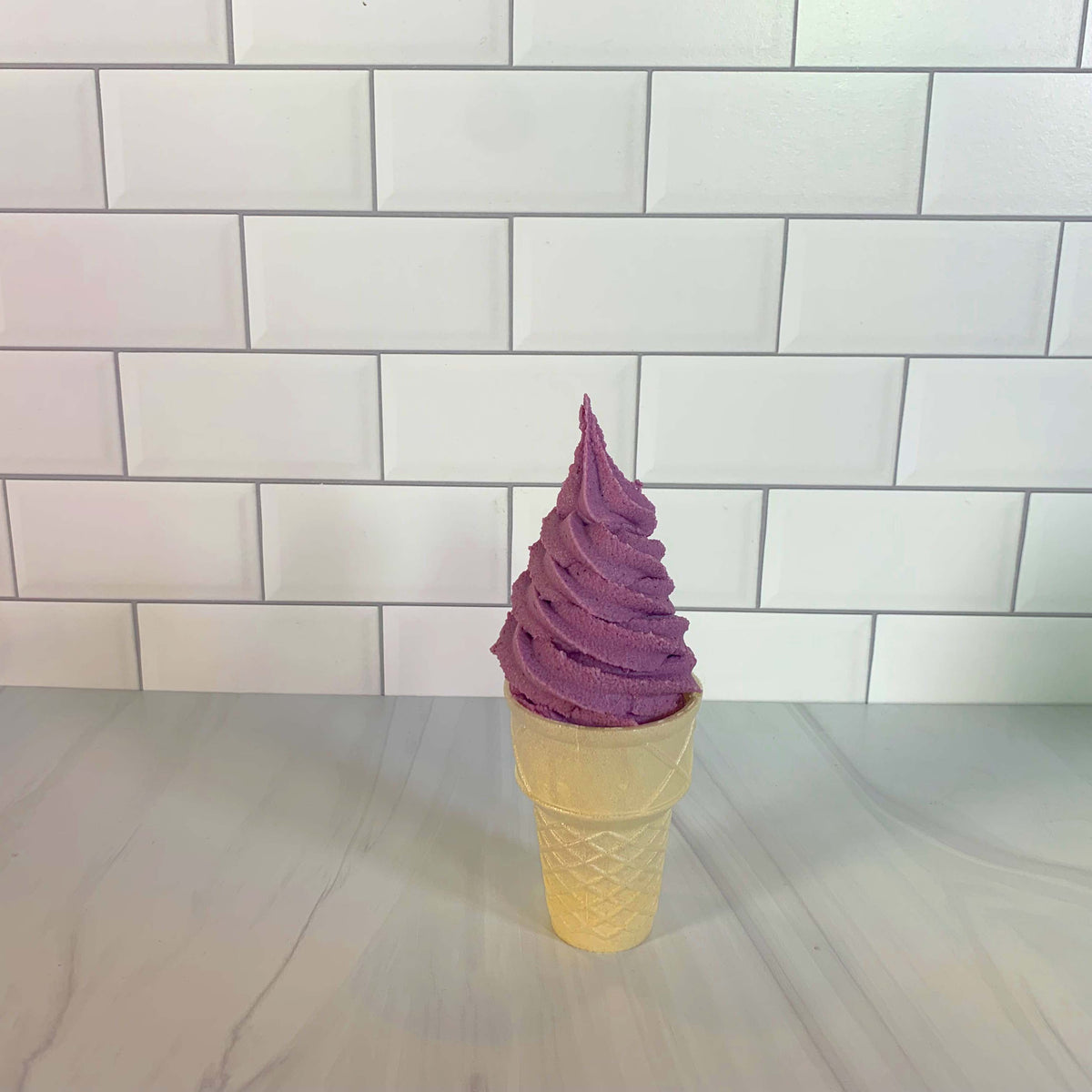 Yaban Mersinli Lavantalı Lite Soft Serve