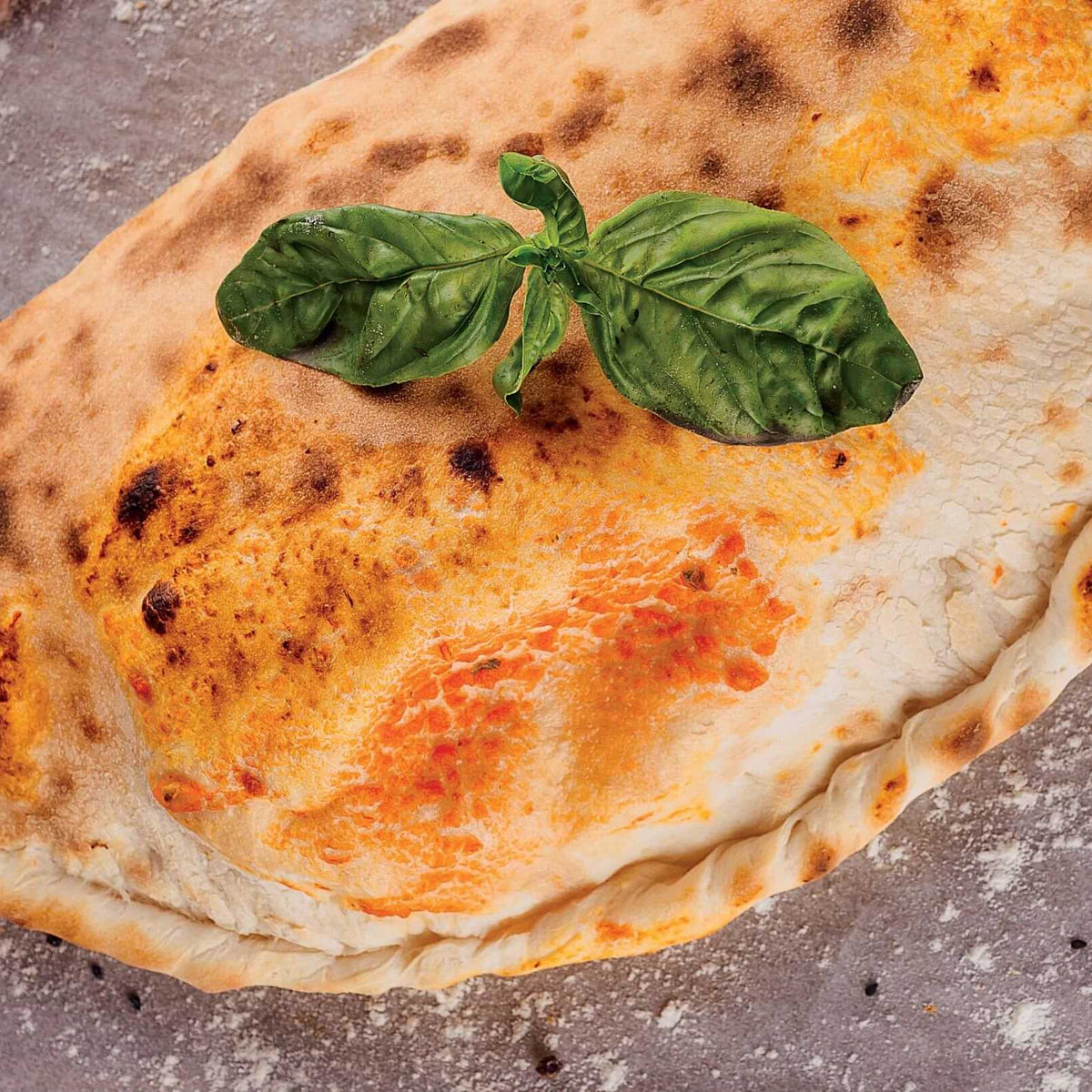 Buffalo Tavuklu Calzone