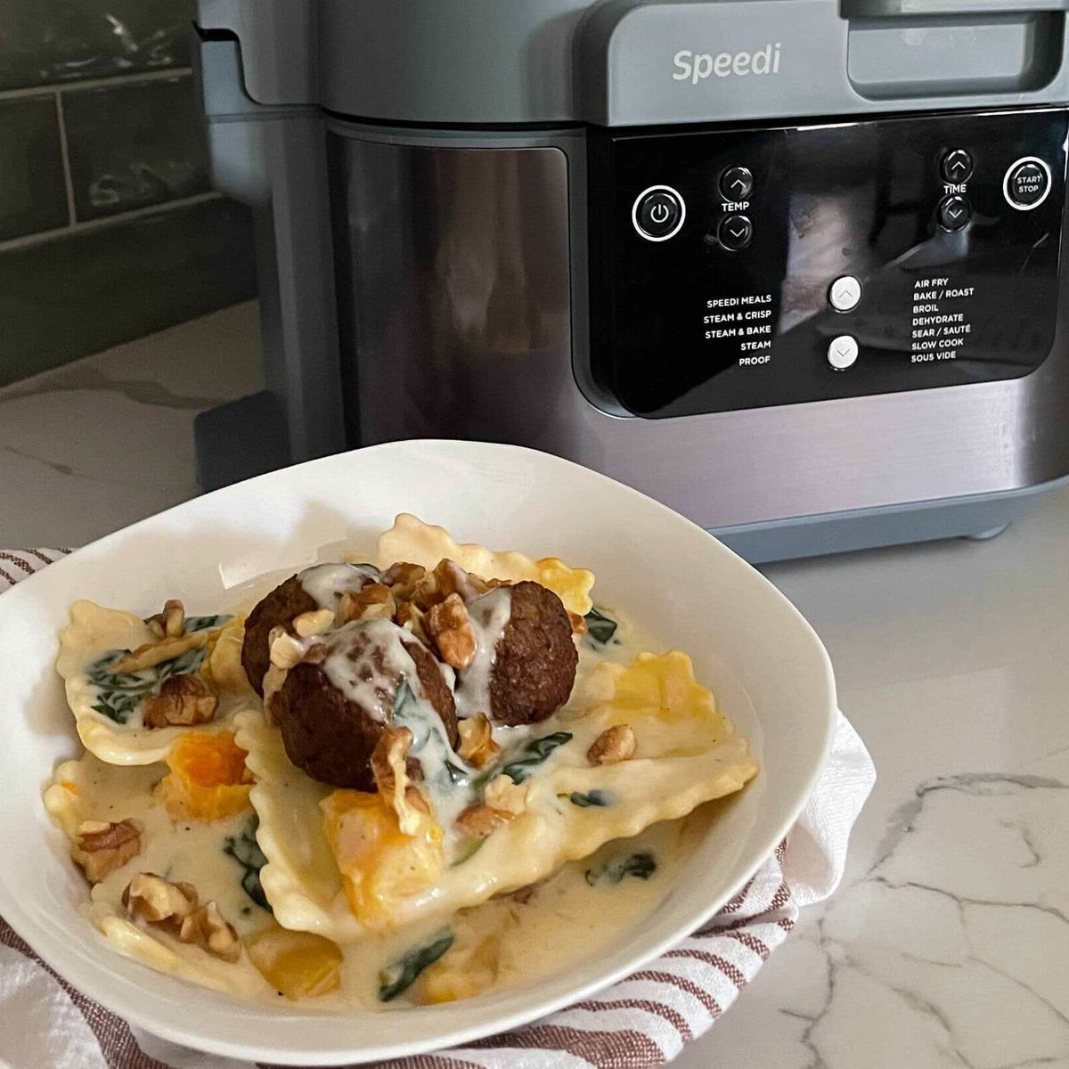 Butternut Kabak ve Ravioli, Bitkisel Köftelerle