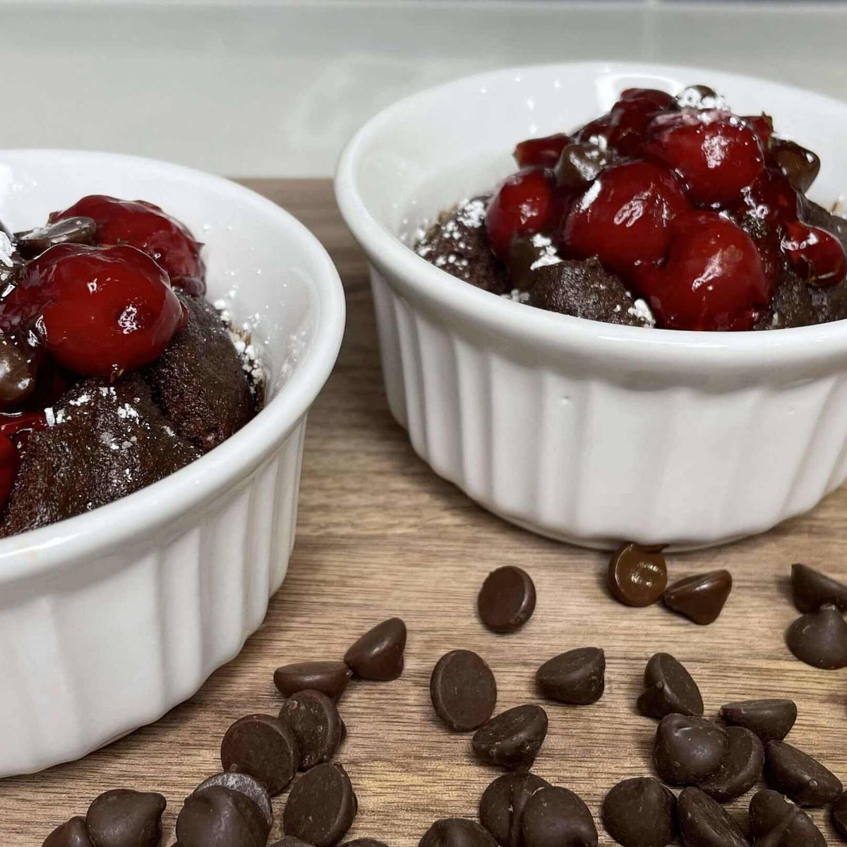 Çikolatalı Kiraz Kekikli Molten Lava Kek