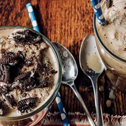 Kahve, Kurabiye ve Kremalı Frappe