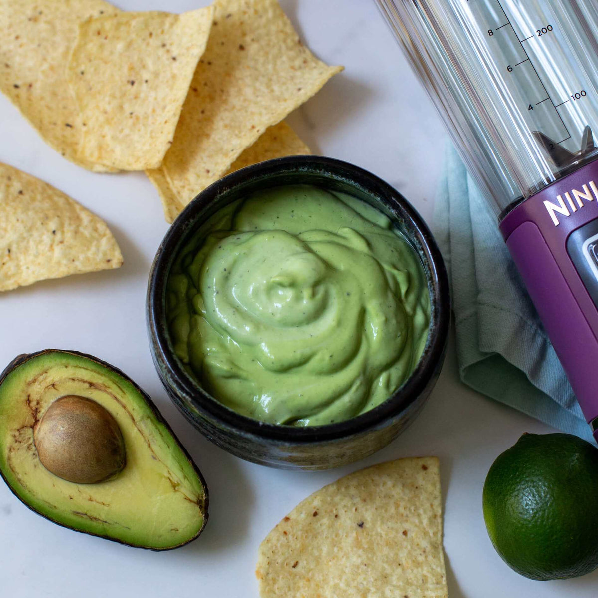 Kremalı Avokado Salsa