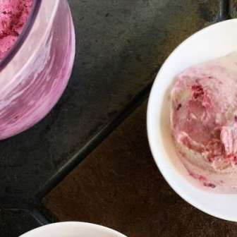 Kolay Mascarpone ve Meyveli Gelato