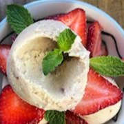 Taze Çilekli Gelato