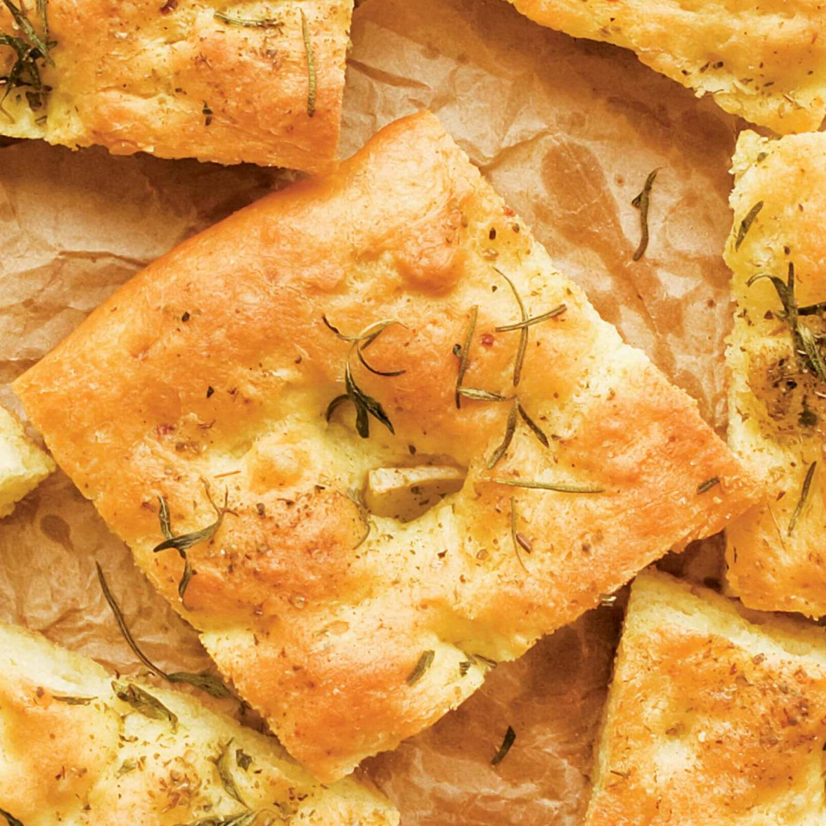 Sarımsaklı ve Otlu Focaccia