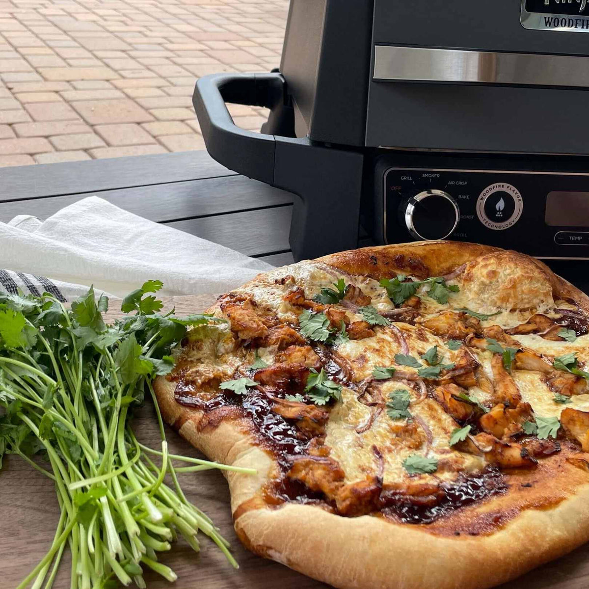 Izgara BBQ Tavuklu Pizza