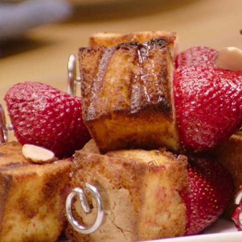 Izgara Çilekli Shortcake Şişleri