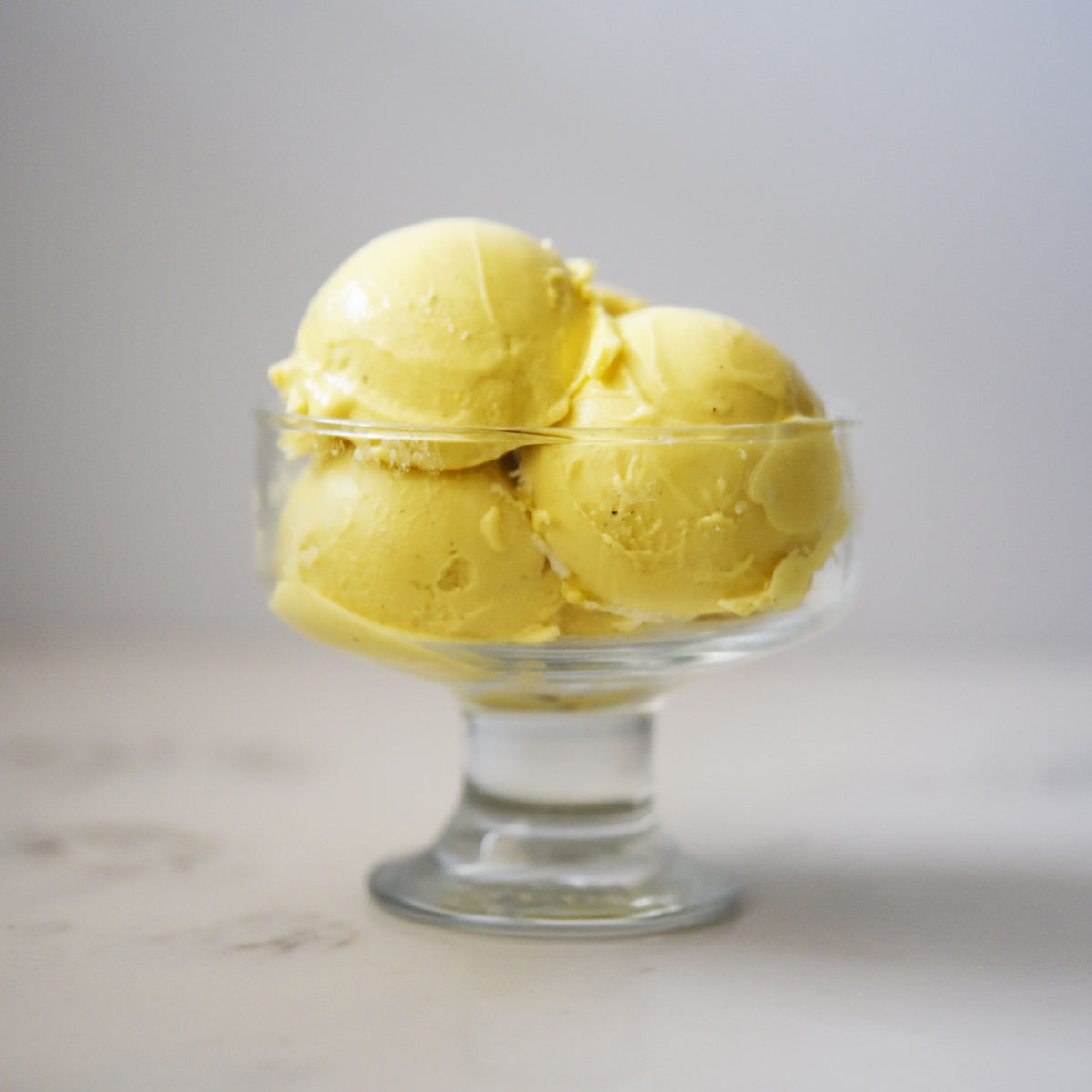 Mango, butternut kabak ve kakuleli dondurma