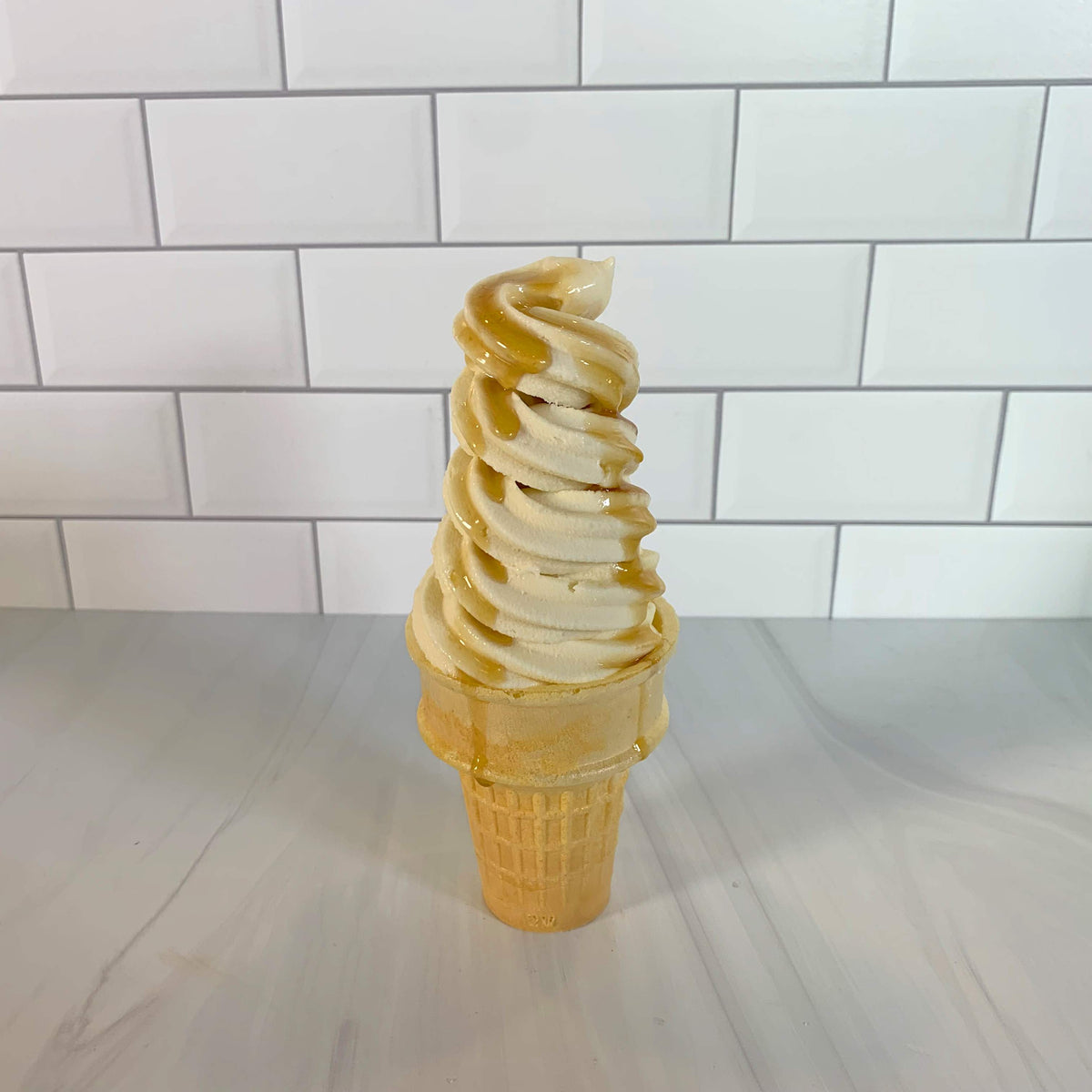 Akçaağaç şuruplu soft serve