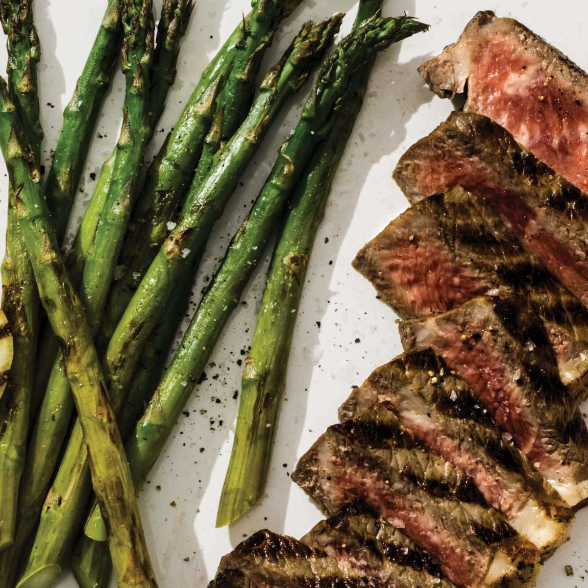 Kuşkonmazlı New York Strip Biftek
