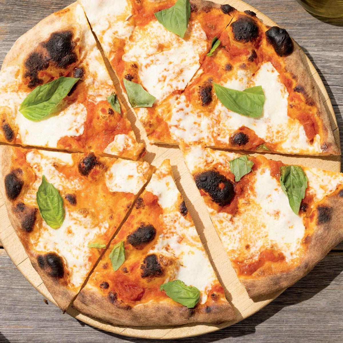 Napoliten Usulü Pizza