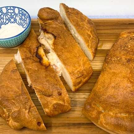 Tavuk Pastırma Ranch Calzone
