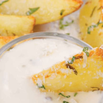 Parmesanlı Frenk Soğanlı Patates Dilimleri