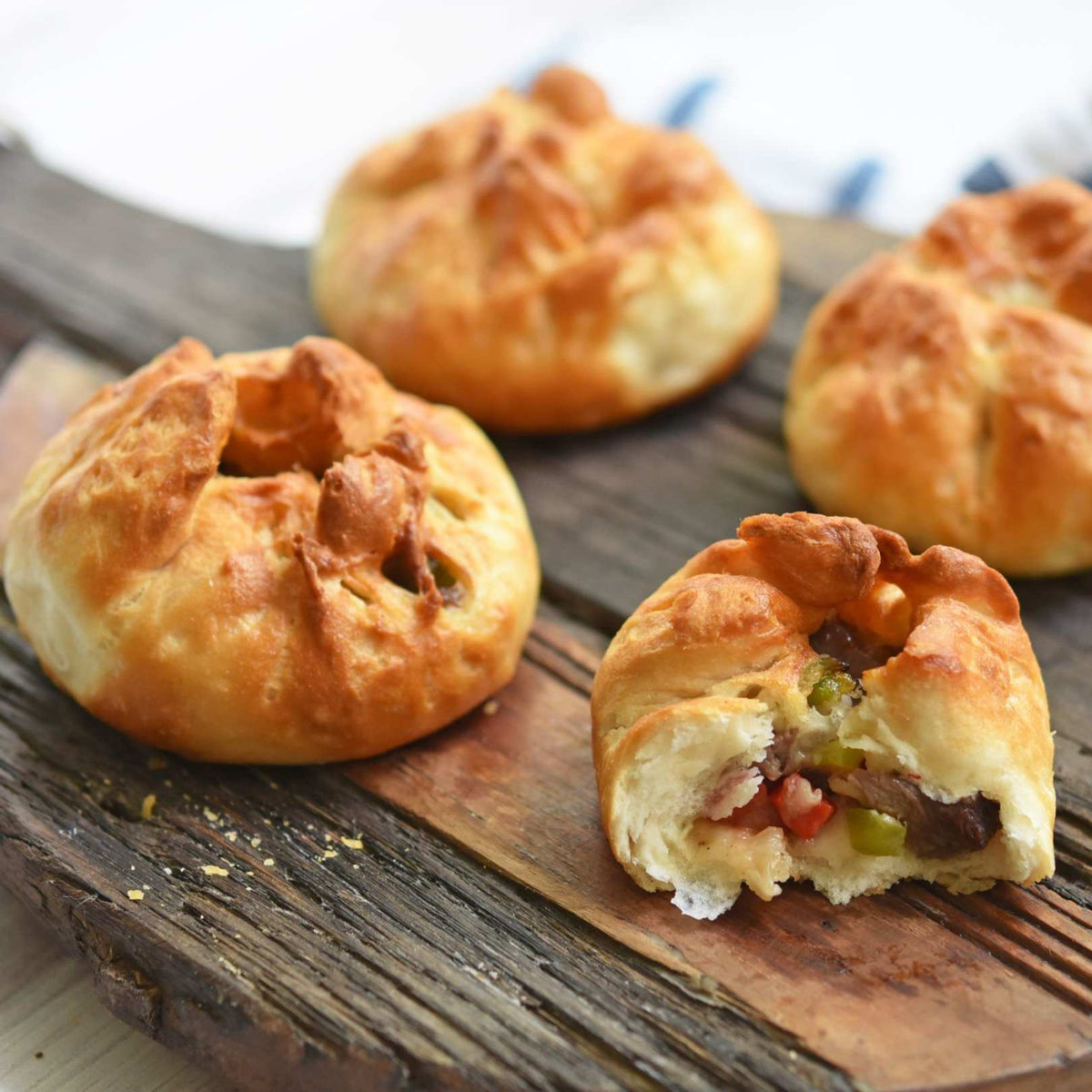 Philly Cheesesteak Dolgulu Ekmekler