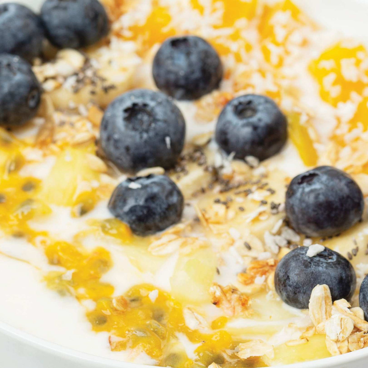 Piña Colada smoothie bowl