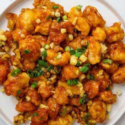 Rock Shrimp Tempura, Şekerli Ceviz ve Ananaslı