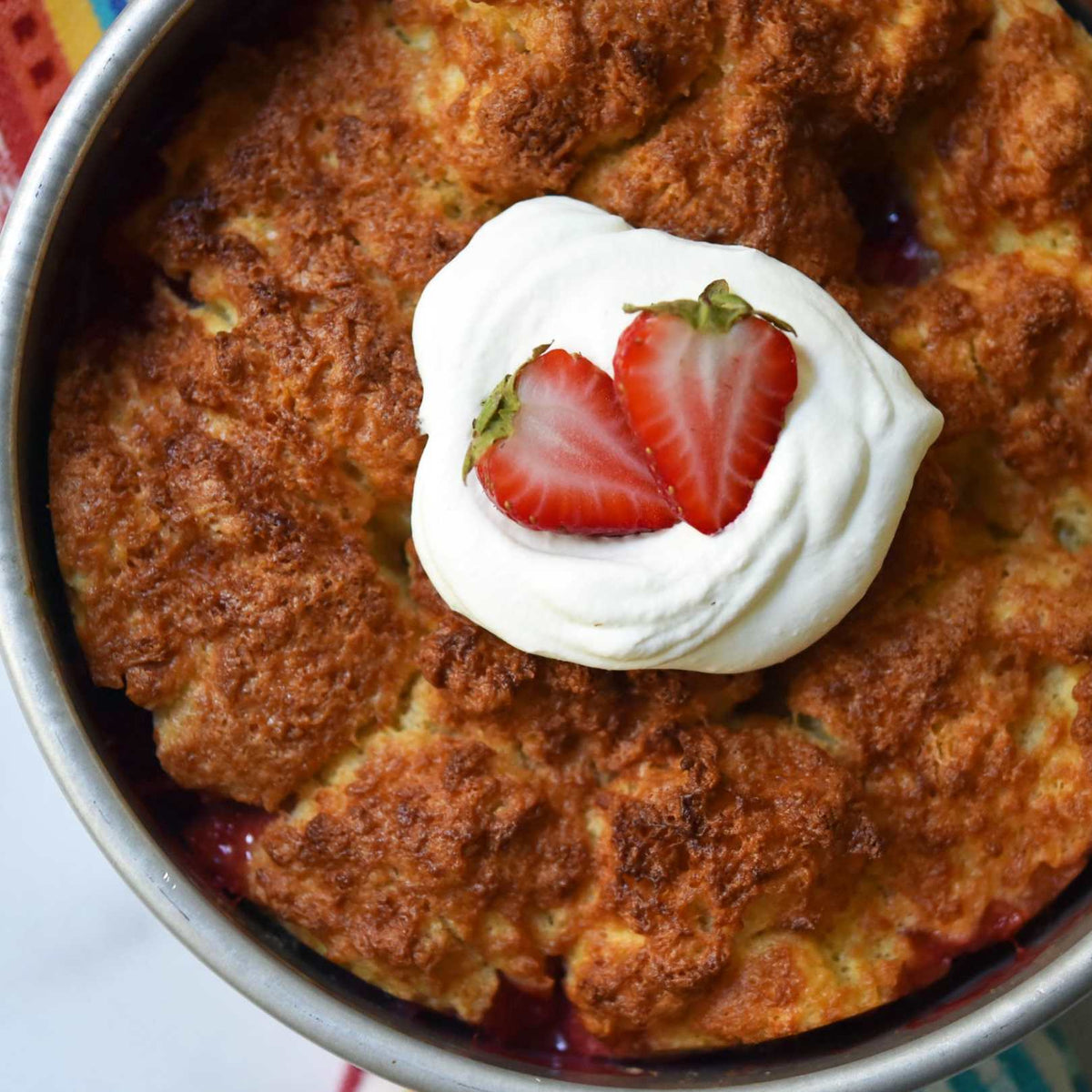 Çilekli Shortcake Cobbler