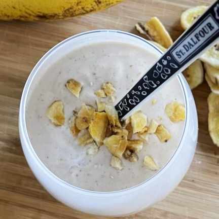 Vegan Çilek Muz Kaju Milkshake